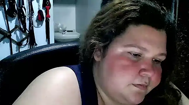 Snapshot of squirt322bbw chatting on 02/11/25, 09:25 squirt322bbw online show from 02/11/25, 09:25