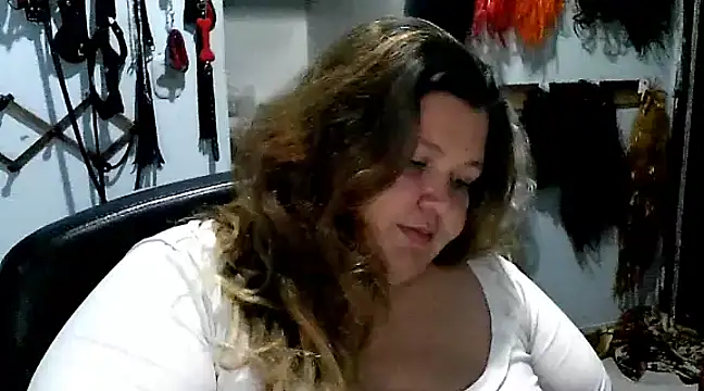 Snapshot of squirt322bbw chatting on 02/16/25, 12:41 squirt322bbw online show from 02/16/25, 12:41
