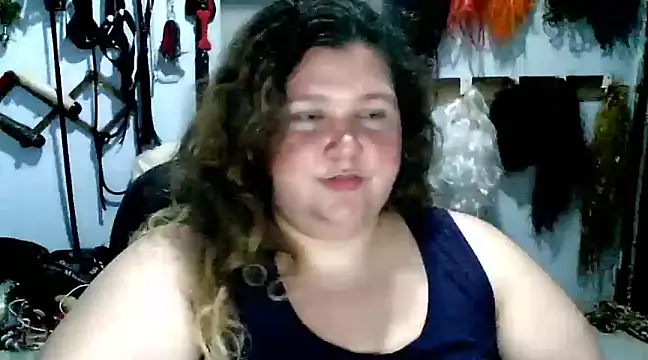 Snapshot of squirt322bbw chatting on 02/27/25, 03:25 squirt322bbw online show from 02/27/25, 03:25