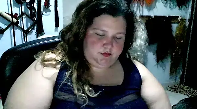 Snapshot of squirt322bbw chatting on 03/04/25, 08:49 squirt322bbw online show from 03/04/25, 08:49