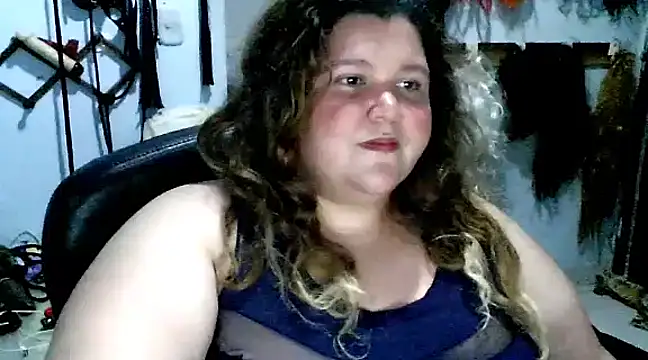 Snapshot of squirt322bbw chatting on 03/07/25, 03:08 squirt322bbw online show from 03/07/25, 03:08