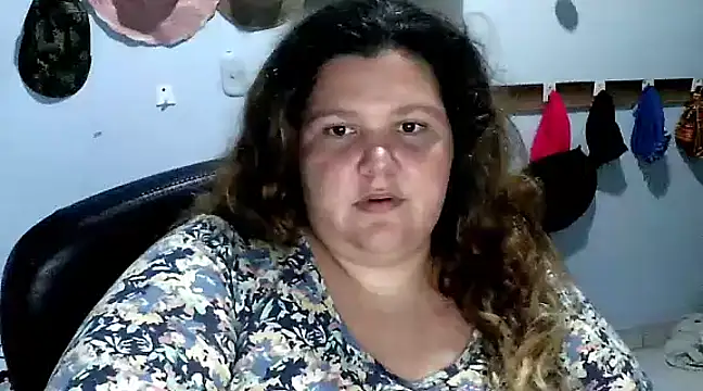 Snapshot of squirt322bbw chatting on 03/17/25, 09:02 squirt322bbw online show from 03/17/25, 09:02