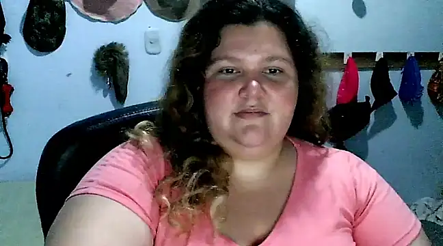 Snapshot of squirt322bbw chatting on 03/21/25, 12:18 squirt322bbw online show from 03/21/25, 12:18