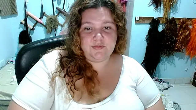 Snapshot of squirt322bbw chatting on 10/01/25, 08:15 squirt322bbw online show from 10/01/25, 08:15
