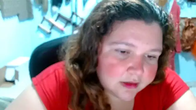 Snapshot of squirt322bbw chatting on 10/17/25, 08:33 squirt322bbw online show from 10/17/25, 08:33