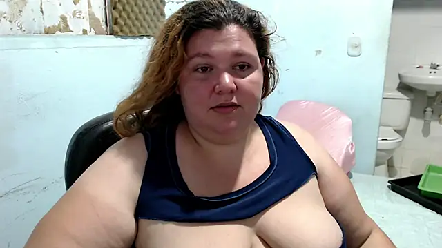 Snapshot of squirt322bbw chatting on 07/14/26, 06:35 squirt322bbw online show from 07/14/26, 06:35