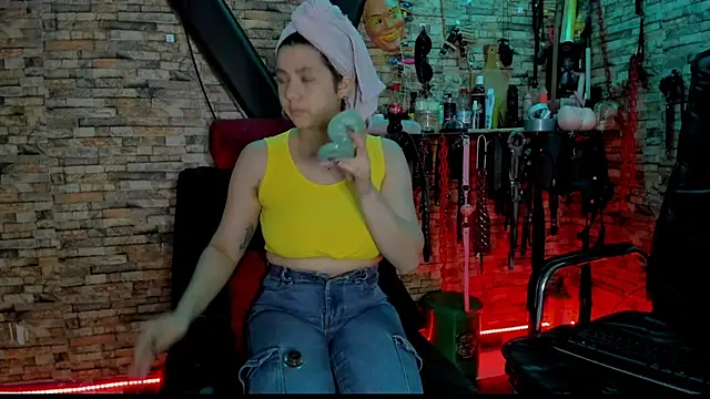 Liltildeman moon online show from 11/21/25, 04:33