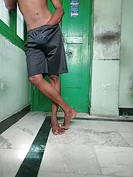 Snapshot of anjaanarun chatting on 09/29/25, 04:06 anjaanarun online show from 09/29/25, 04:06