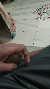 Snapshot of anjaanarun chatting on 10/01/25, 09:15 anjaanarun online show from 10/01/25, 09:15