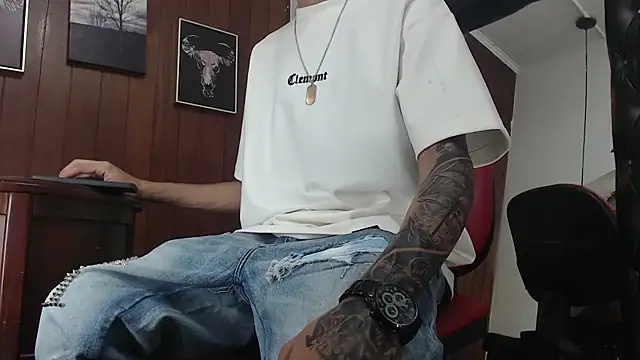 GaboReyes online show from 09/11/25, 03:50