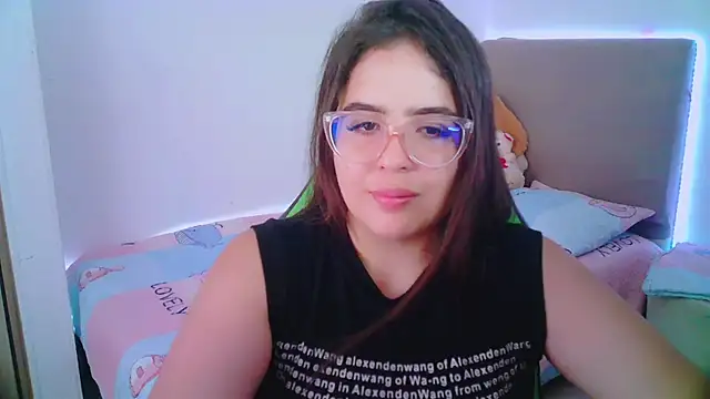 Snapshot of _alicia_z chatting on 01/27/25, 05:58 alicia z online show from 01/27/25, 05:58