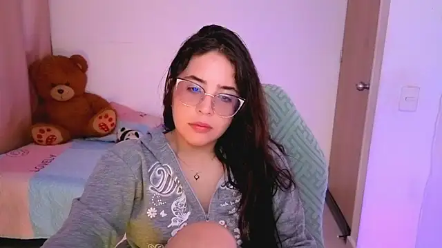  alicia z online show from 03/18/26, 07:06