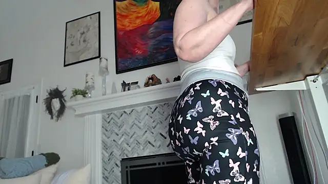 AuroraWillows online show from 10/13/25, 10:59