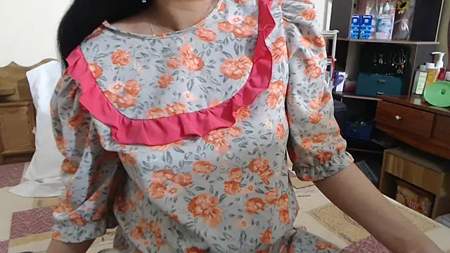 Beauty Asian Tina online show from 02/02/26, 12:37