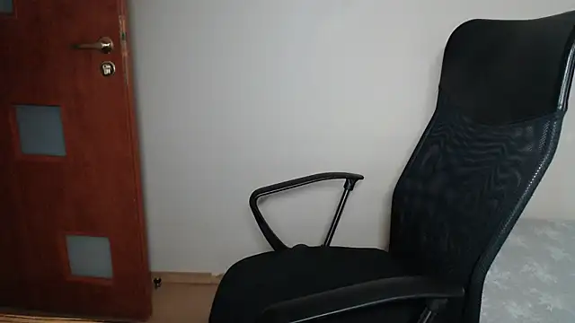 JoannaAndNeighbour online show from 03/20/25, 08:42