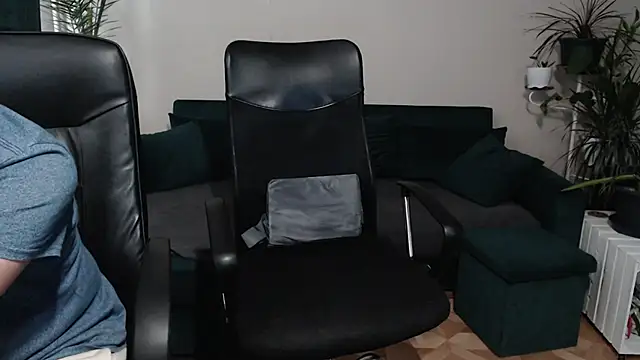 JoannaAndNeighbour online show from 10/03/25, 10:34