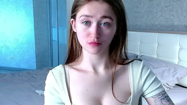 Snapshot of millllina chatting on 03/22/25, 02:14 millllina online show from 03/22/25, 02:14