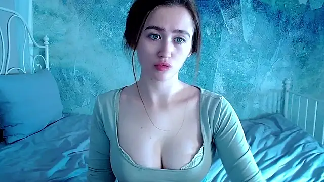 millllina online show from 04/13/26, 03:28