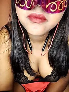 Snapshot of Litchi70 chatting on 02/09/25, 05:01 Litchi70 online show from 02/09/25, 05:01