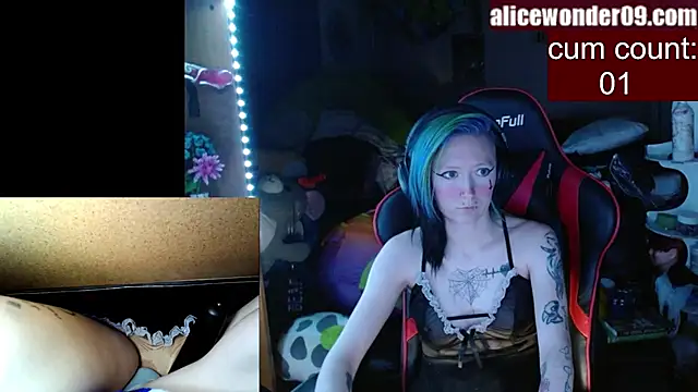 alicewonder09 online show from 02/14/25, 04:04