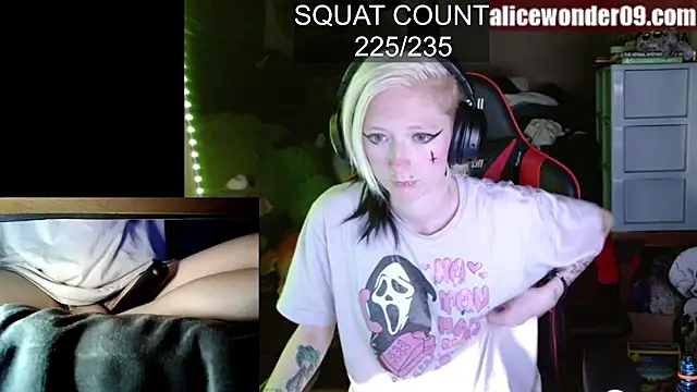 alicewonder09 online show from 03/17/25, 03:14