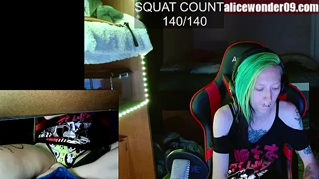 alicewonder09 online show from 09/10/25, 04:12