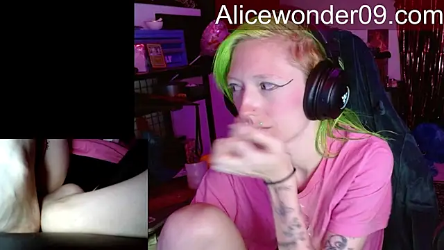 alicewonder09 online show from 03/21/26, 06:29