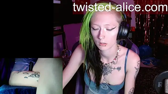 alicewonder09 online show from 07/10/26, 03:11