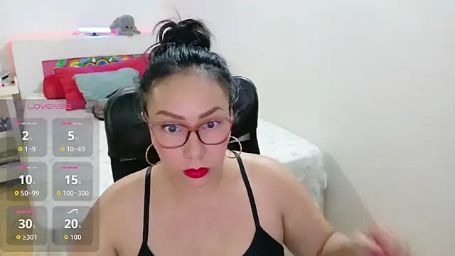hottplay online show from 05/22/26, 09:53