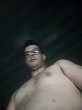 Snapshot of pedrosantos3366 chatting on 09/13/25, 10:31 pedrosantos3366 online show from 09/13/25, 10:31