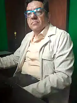 FernandoReuterG online show from 01/14/26, 04:34