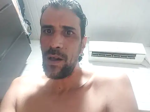 Hotcasados69 online show from 02/05/26, 05:12