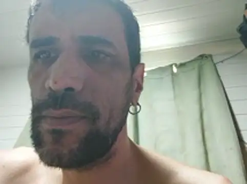 Hotcasados69 online show from 03/22/26, 04:32