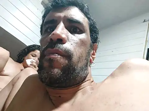 Hotcasados69 online show from 04/26/26, 05:49