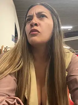 alana 69 online show from 01/21/25, 07:28