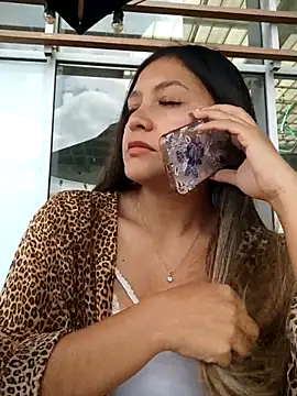 alana 69 online show from 10/21/25, 06:52