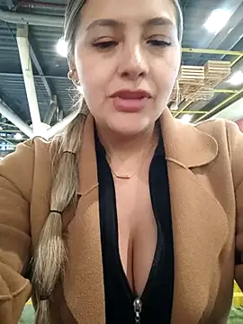 alana 69 online show from 02/13/26, 09:33