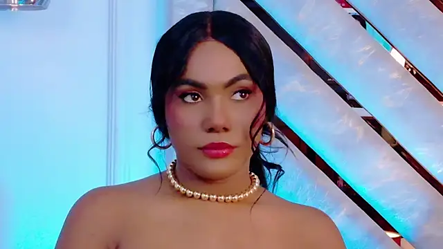 Sara Boom online show from 12/19/25, 02:24