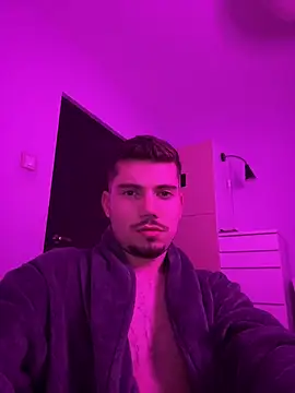 xxxboy9909 online show from 02/15/25, 11:36