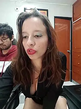 Snapshot of Isaandysex2428 chatting on 03/20/25, 12:19 Isaandysex2428 online show from 03/20/25, 12:19