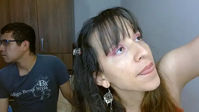 Snapshot of Isaandysex2428 chatting on 07/15/26, 02:39 Isaandysex2428 online show from 07/15/26, 02:39