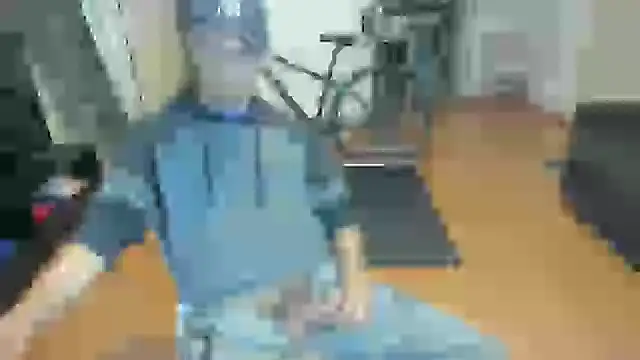 Snapshot of guachin_hunk chatting on 09/11/25, 04:34 guachin hunk online show from 09/11/25, 04:34