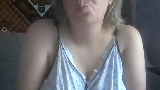 Snapshot of Diana_Britt chatting on 07/18/26, 03:11 Diana Britt online show from 07/18/26, 03:11