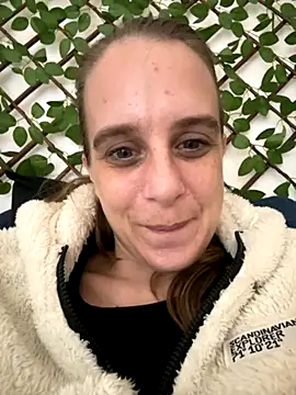 LadyChantale online show from 11/24/25, 06:13