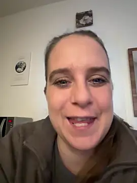 LadyChantale online show from 04/09/26, 05:40