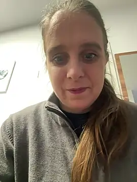 LadyChantale online show from 04/27/26, 06:11
