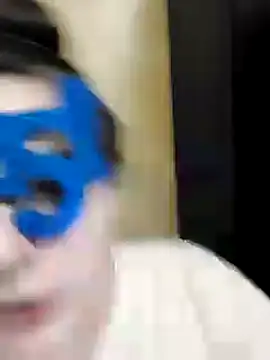 Snapshot of Snowbunnycake_131 chatting on 01/01/25, 10:21 Snowbunnycake 131 online show from 01/01/25, 10:21