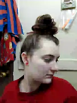 Snapshot of Snowbunnycake_131 chatting on 01/17/25, 09:39 Snowbunnycake 131 online show from 01/17/25, 09:39