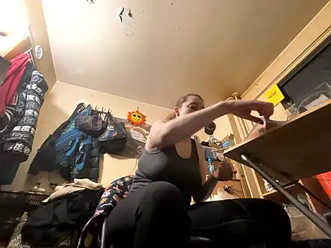 Snowbunnycake 131 online show from 04/06/26, 05:30