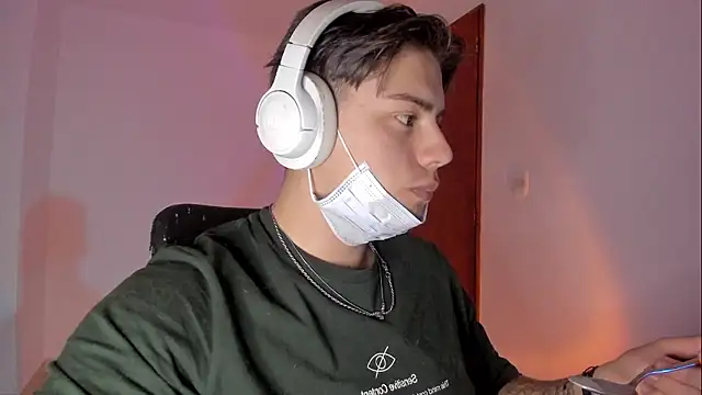 Giordano Russo online show from 01/08/26, 07:27